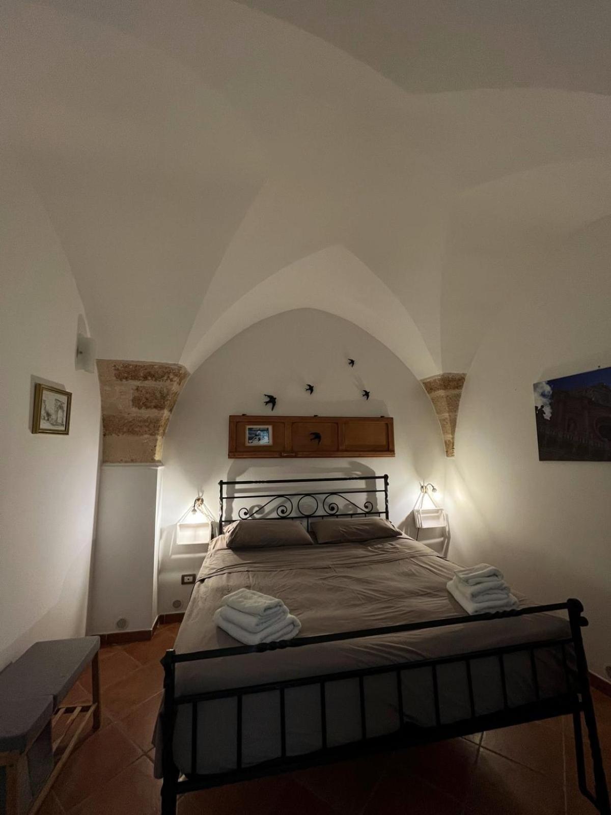 La Casa Di Giu Salento Villa Surbo Bagian luar foto